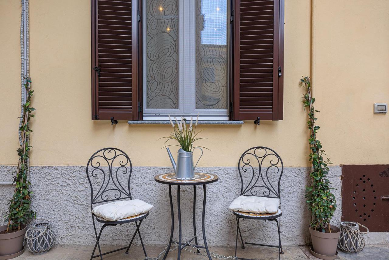 Old Town Pavia Apartment ภายนอก รูปภาพ